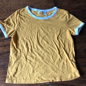 H&M yellow t-shirt